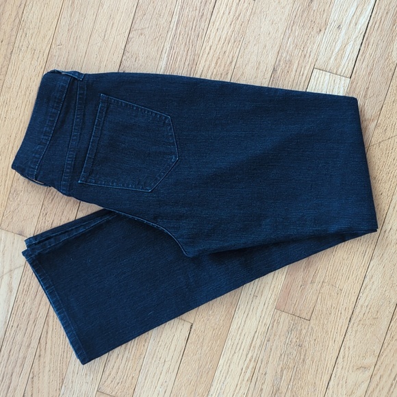 Old Navy Sweet Heart Jeans - Picture 2 of 5